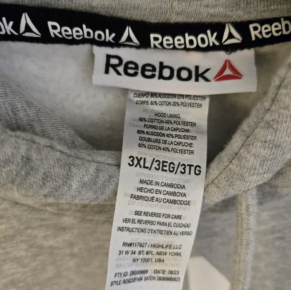 Men Reebok hoodie - Picture 2 of 3